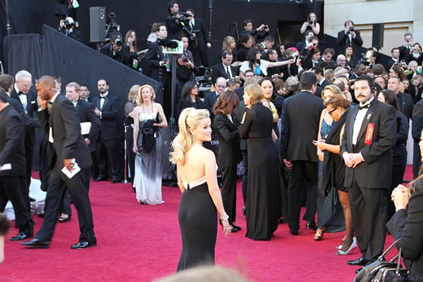 Reese Witherspoon at the Acadamy Awards Red Carpet